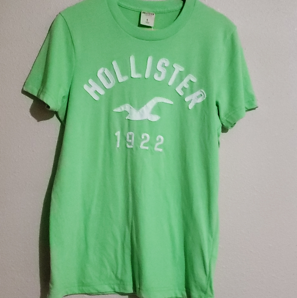 Small Holister Tee